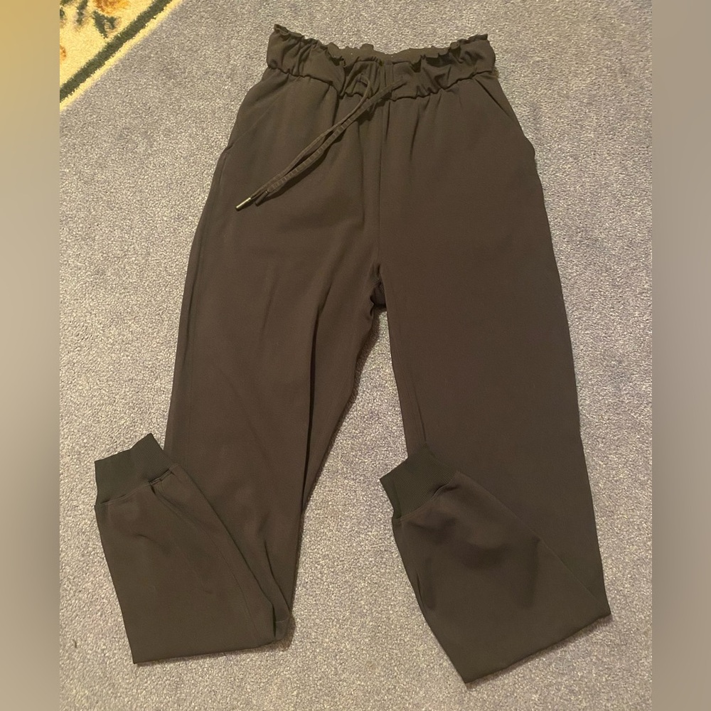 Lululemon Keep Moving Jogger Pants Black Size 2